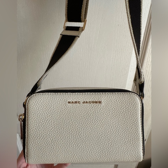 Marc Jacobs leather crossbody bag